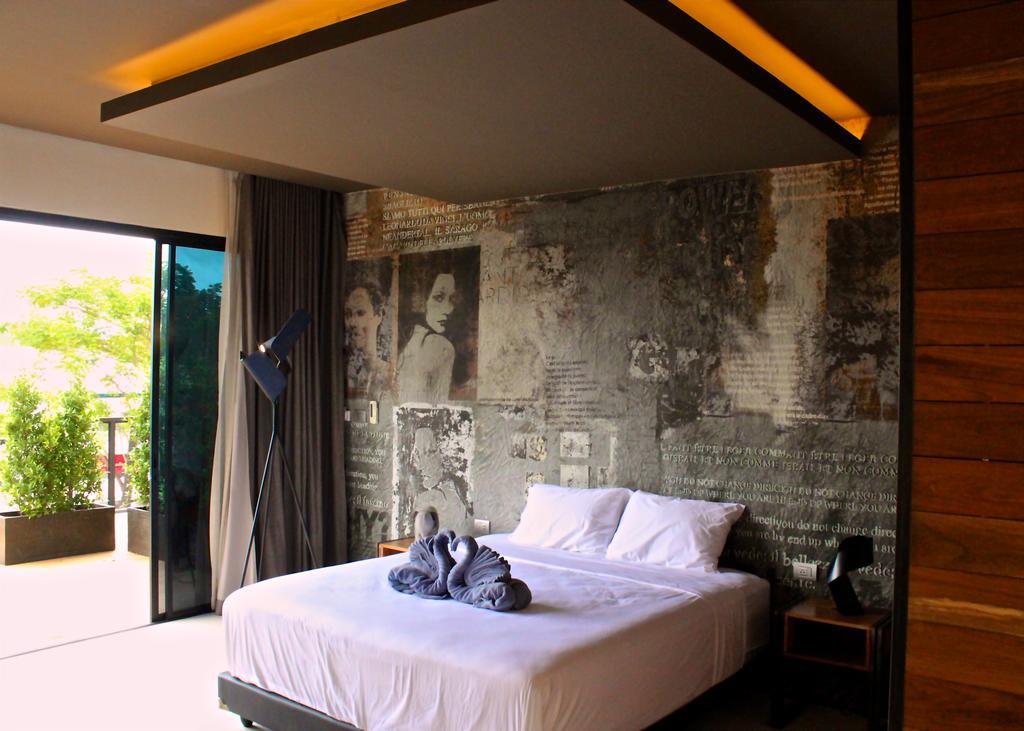 Little Paris Phuket Appartement Buitenkant foto