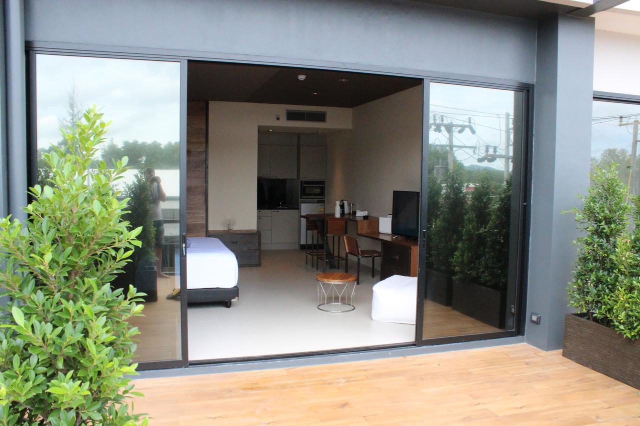 Little Paris Phuket Appartement Kamer foto