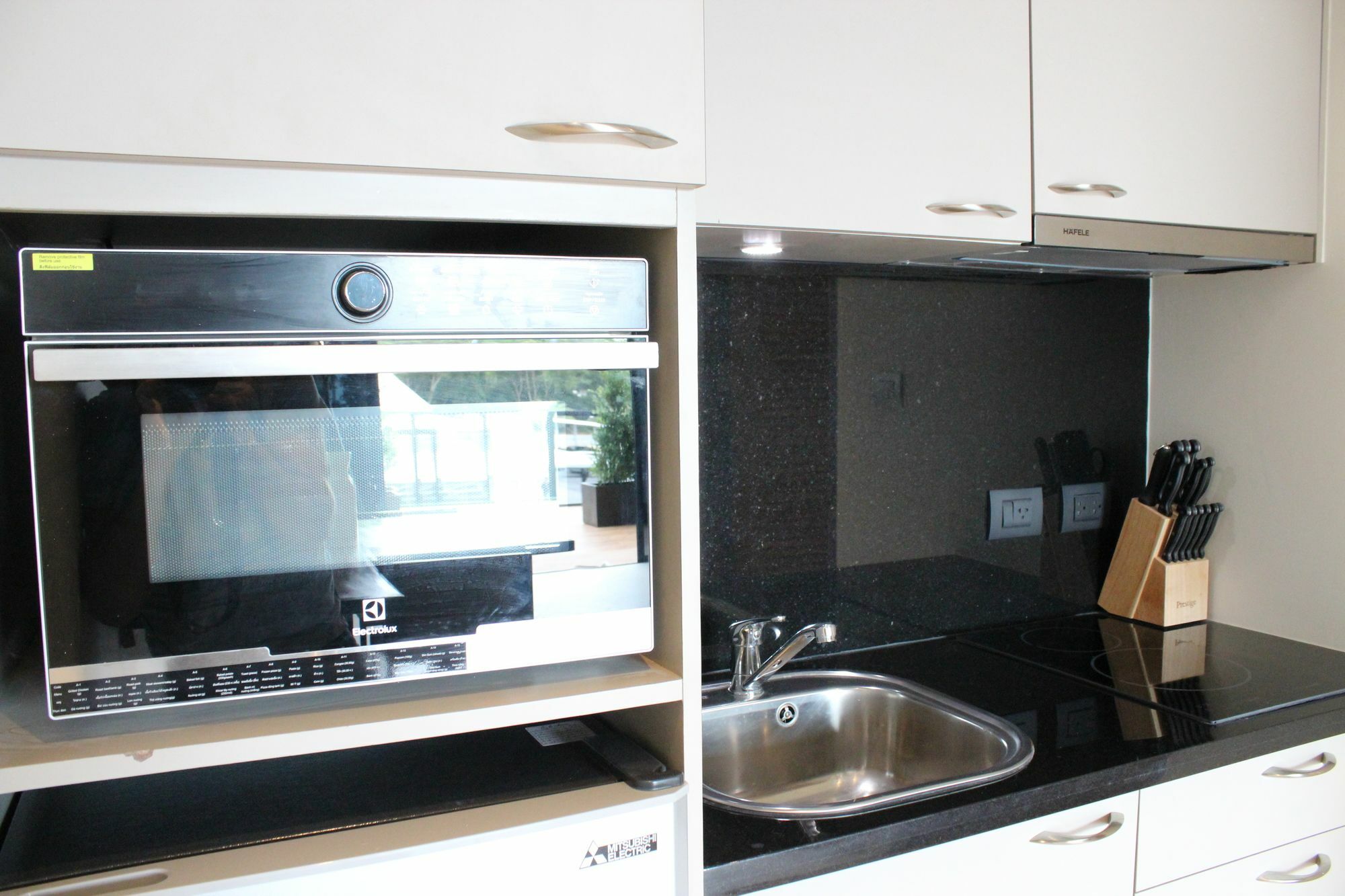 Little Paris Phuket Appartement Buitenkant foto
