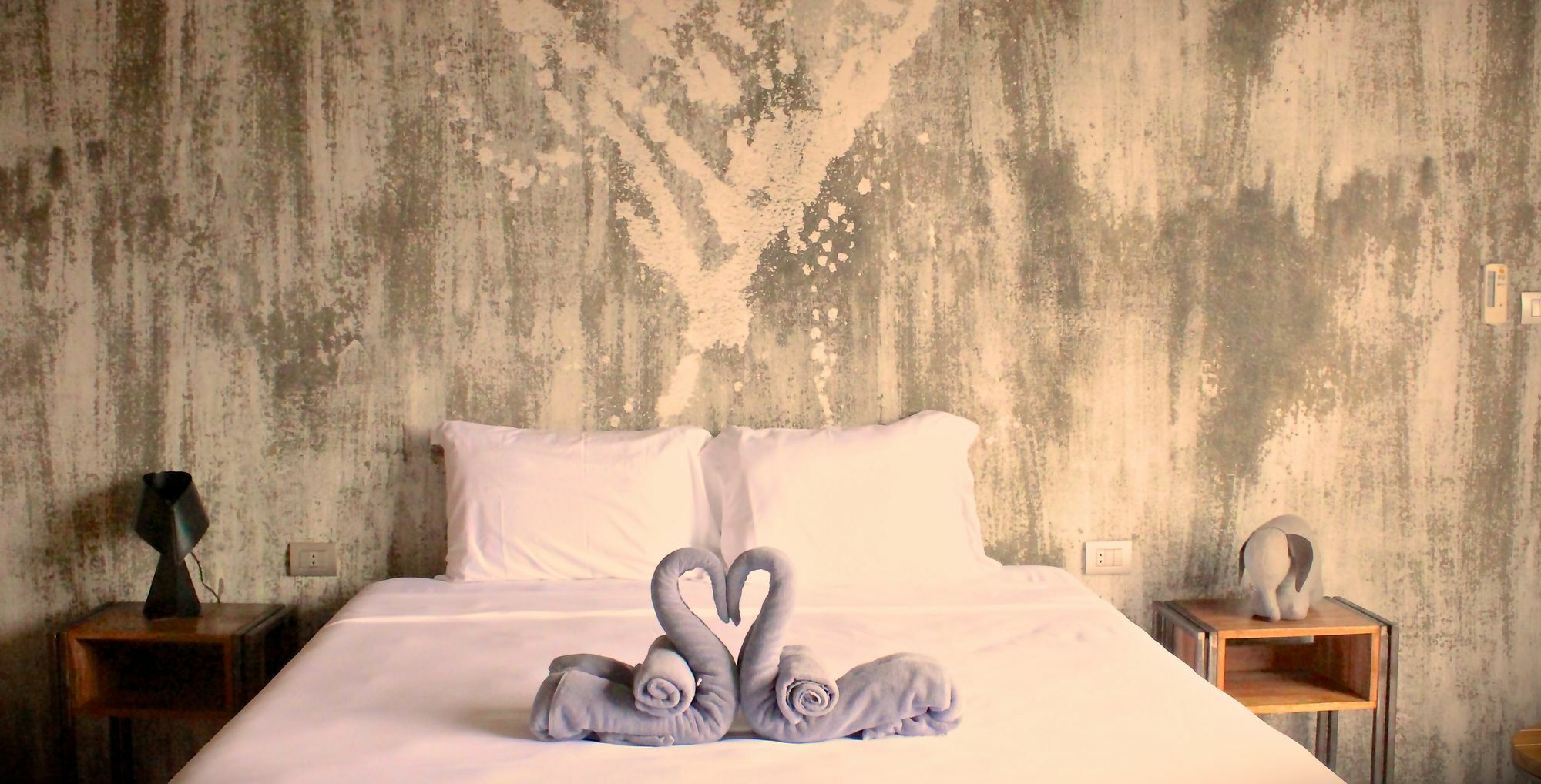 Little Paris Phuket Appartement Buitenkant foto